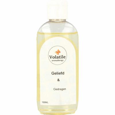 Volatile Massageolie geliefd & gedragen