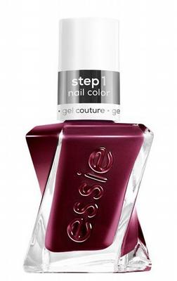 Essie Gel couture 370 model clicks