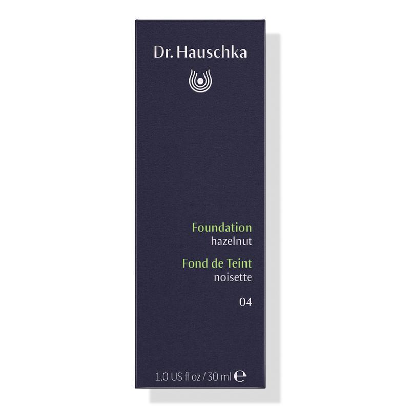 Foundation (04 hazelnut)
