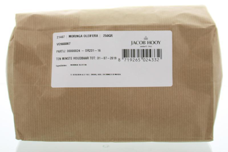 Moringa oleifera gesneden