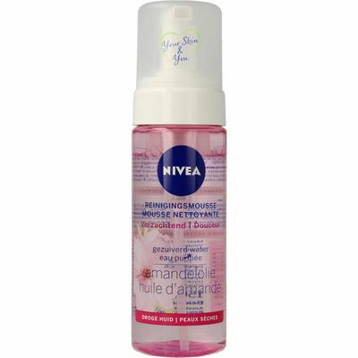 Nivea Visage reinigingsmousse droge huid