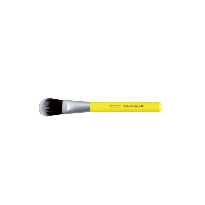Make up foundation brush - colour edition