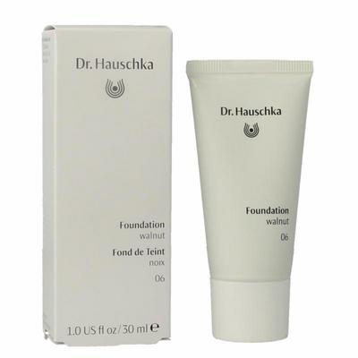 Hauschka Foundation 06 walnut