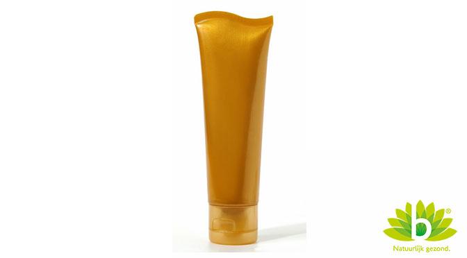 Een mooie bruine huid? Zelfbruinende crème is gezonder dan zonnen.